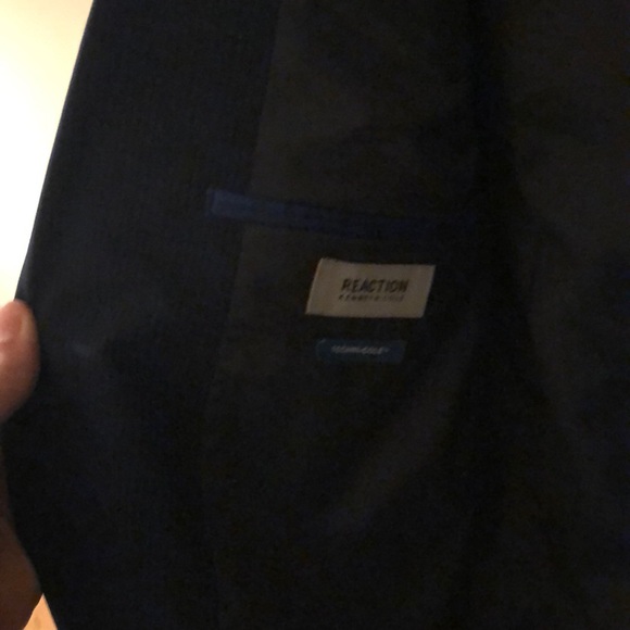 Brand new suit jacket. - Picture 4 of 6